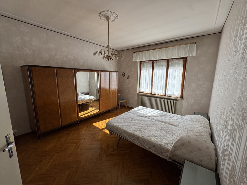 Casa indipendente Biella via Golzio 18
