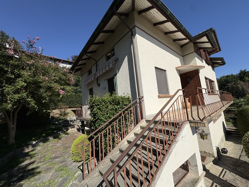 Casa indipendente Biella via Golzio 18
