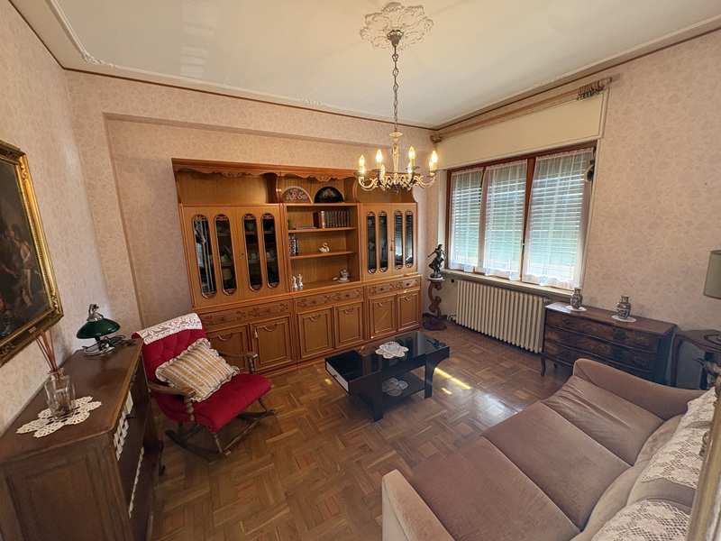 Casa indipendente Biella via Golzio 18